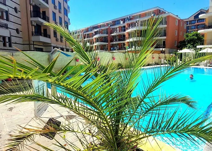 Blue Marine - Menada アパート *