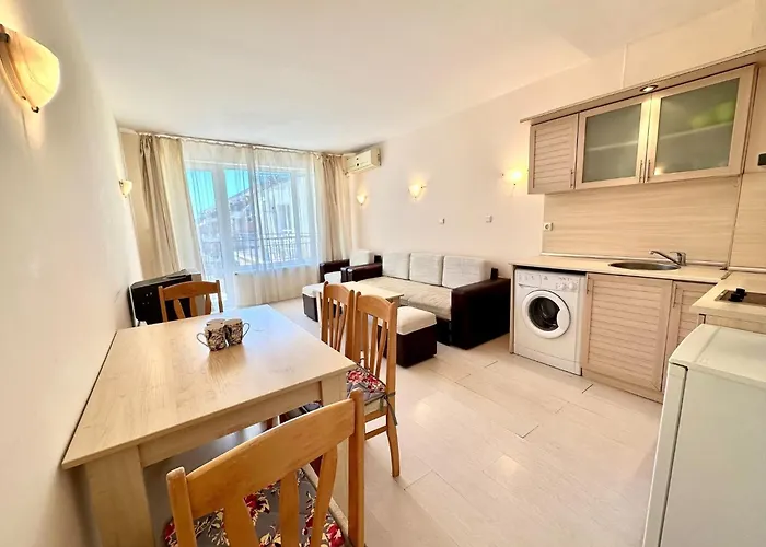 Blue Marine - Menada アパート *