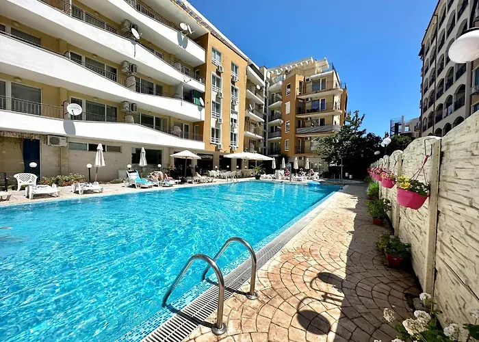 Blue Marine - Menada サニービーチ