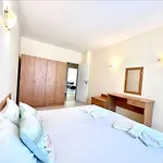 Blue Marine - Menada Apartment *